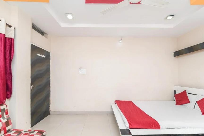 Hotel Rameshwaram Ujaim Exterior foto