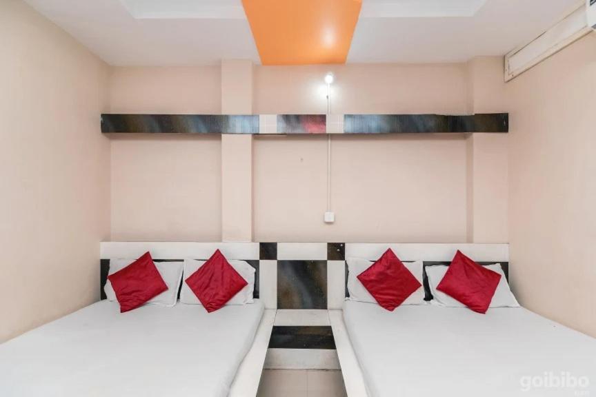 Hotel Rameshwaram Ujaim Exterior foto