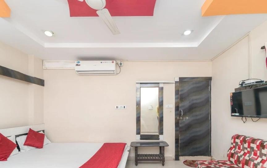 Hotel Rameshwaram Ujaim Exterior foto